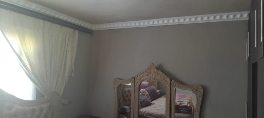 2 Bedroom Property for Sale in Phakamisa Eastern Cape